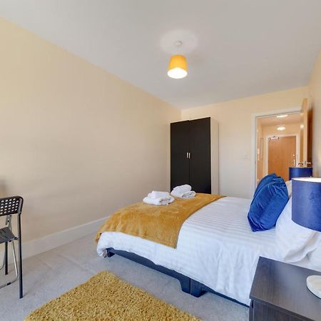 Flourish Apartments - Mulberry House - Tottenham ลอนดอน ภายนอก รูปภาพ