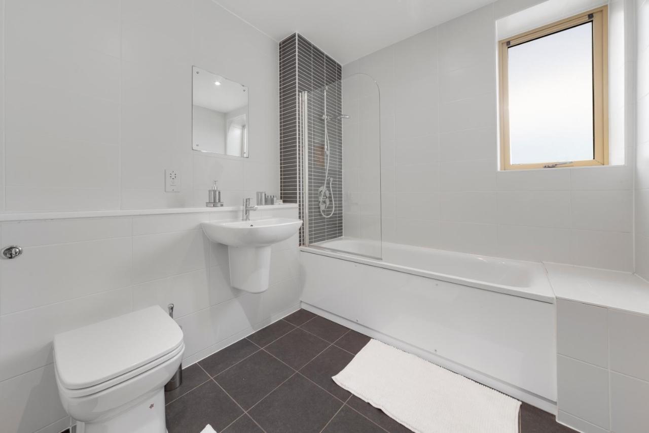 Flourish Apartments - Mulberry House - Tottenham ลอนดอน ภายนอก รูปภาพ